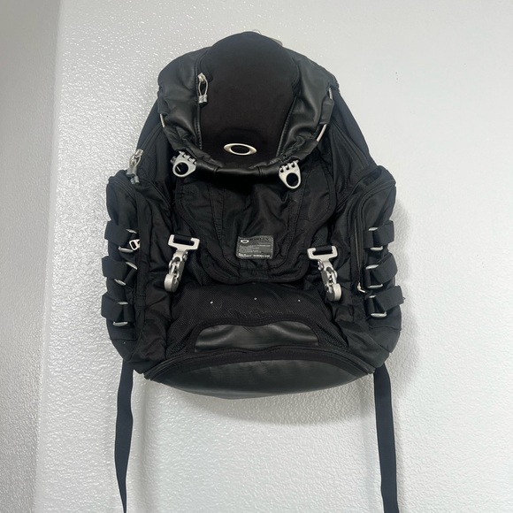Oakley Bags Oakley Tactical Field Gear Backpack Black Poshmark